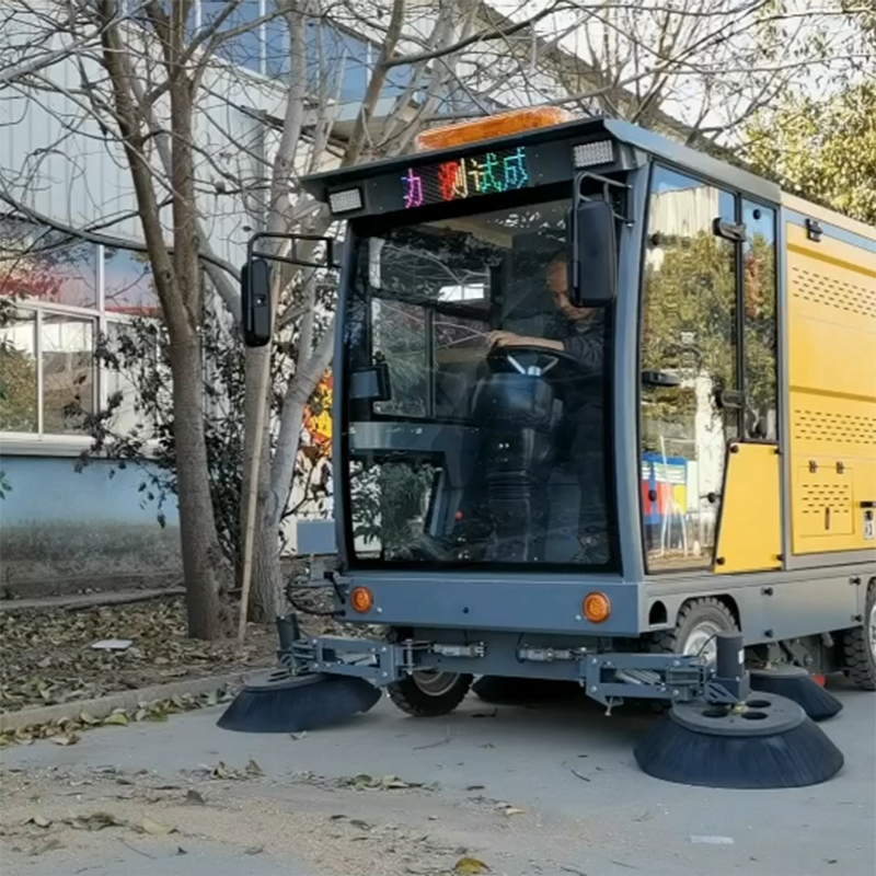 Large New Energy Electric Sweeper